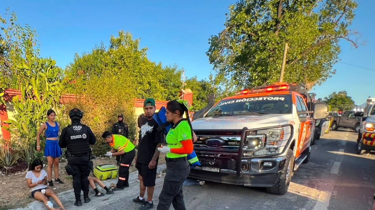 Familia resulta lesionada tras choque en Carretera Nacional