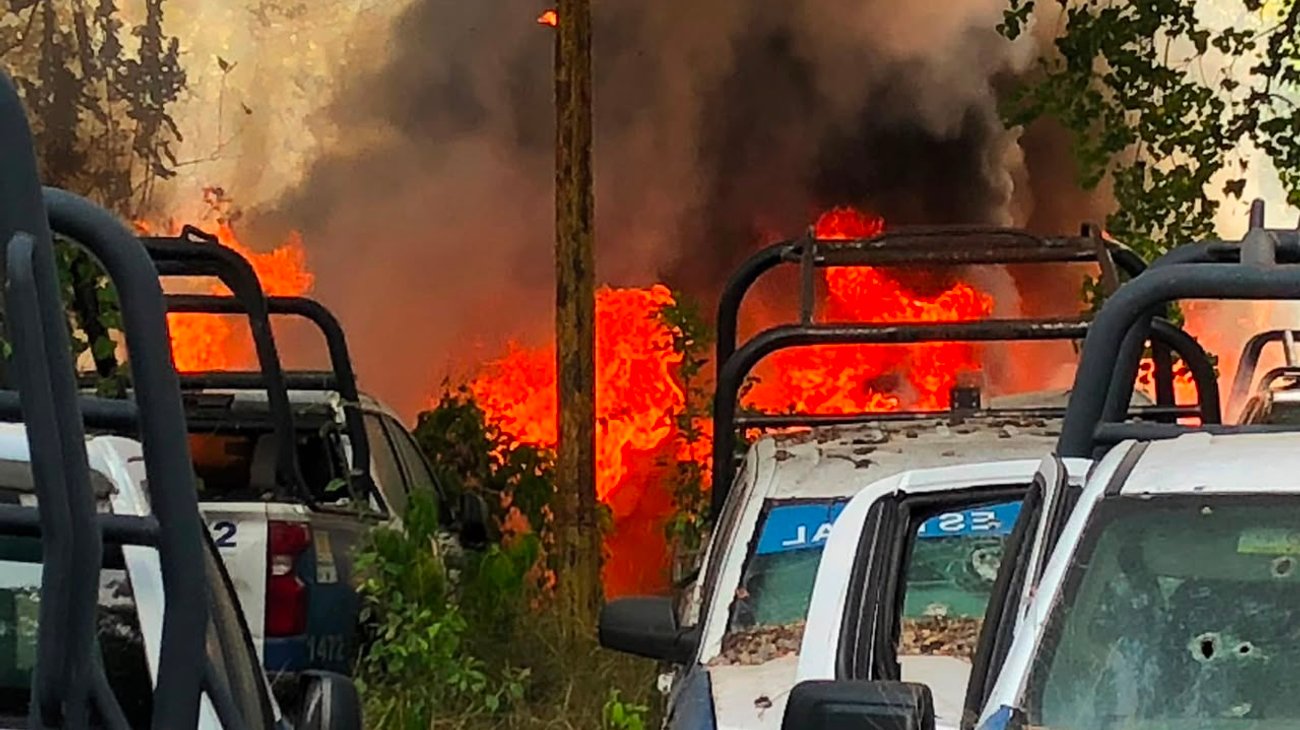 Incendio alcanza patrullas cerca de campo de tiro estatal