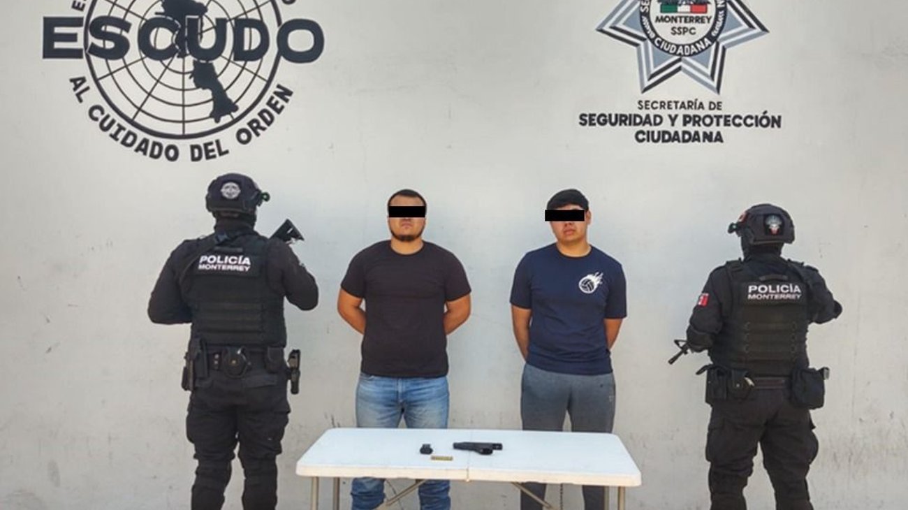 Detienen a dos con arma de fuego tras presuntas amenazas 