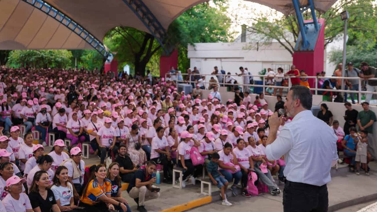 Entrega Monterrey más de 2,500 tarjetas Regia Plus a mujeres 