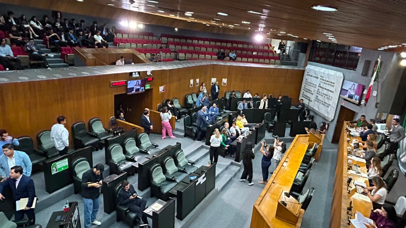 No logran votos PRI y PAN para exentar a AyD de Impuesto Verde