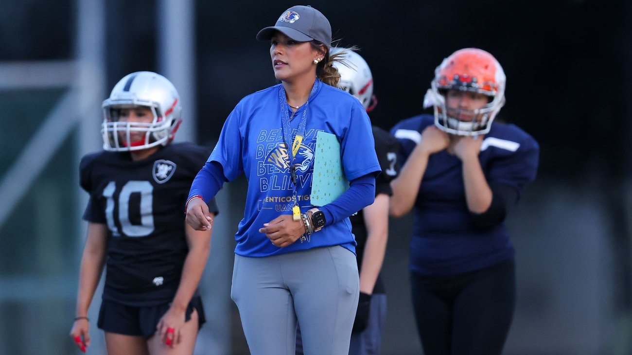Auténticos Tigres abre equipo de futbol americano para mujeres