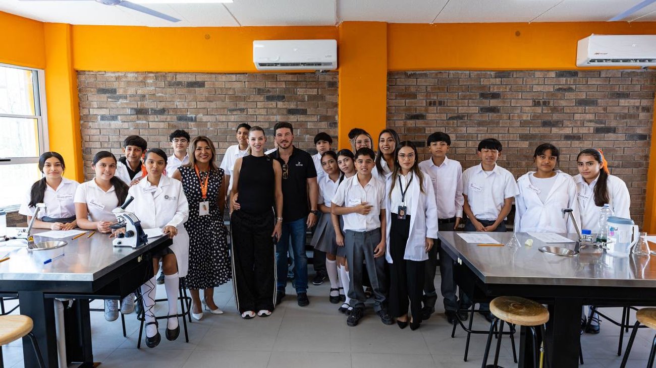 Nuevo León suma 42 escuelas y entrega apoyos gratuitos