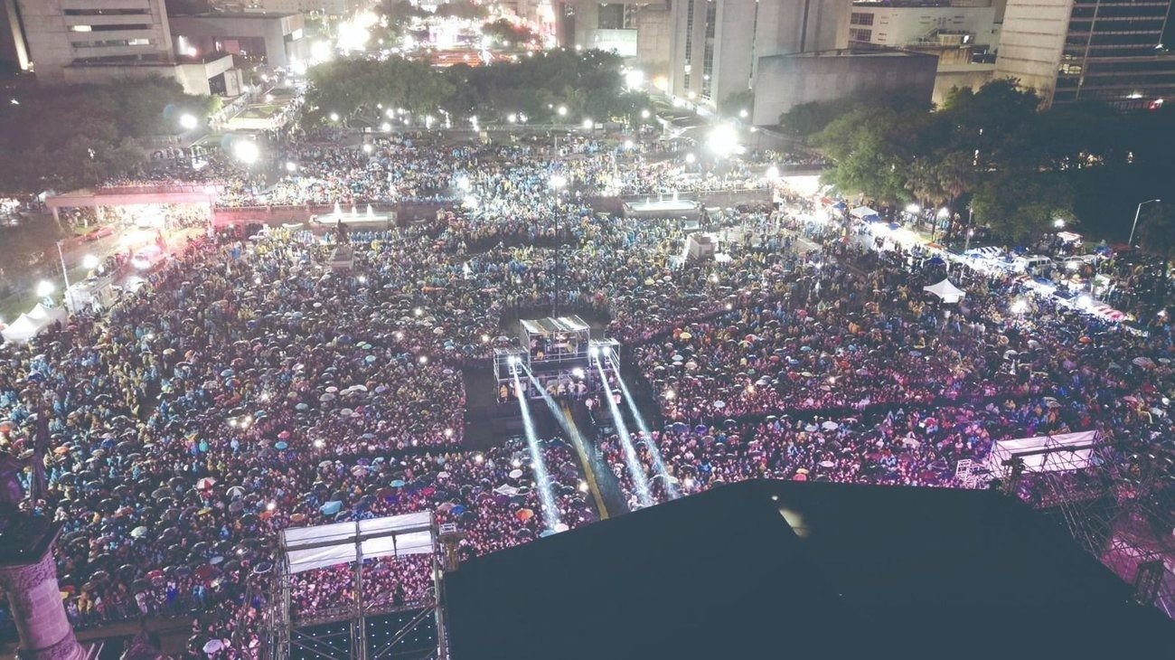 Anuncian cierres viales por festejos patrios en Monterrey