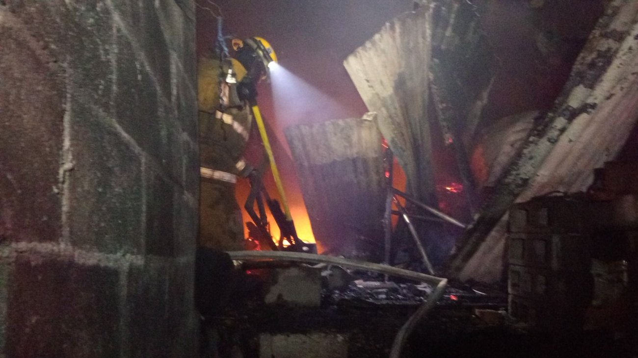 Incendio afecta vivienda y deja tres lesionados en Guadalupe