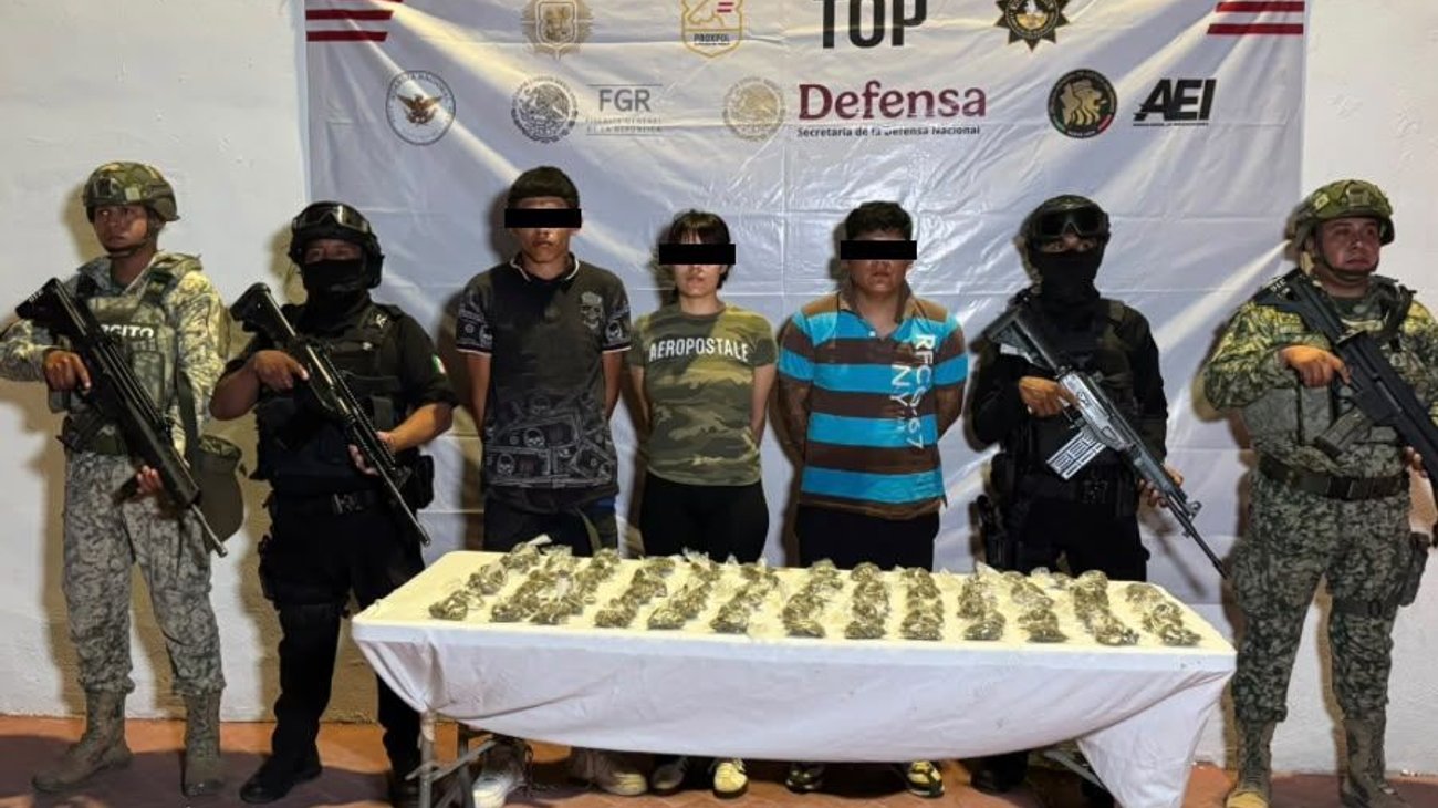 Operativo en Escobedo deja tres detenidos con 70 envoltorios