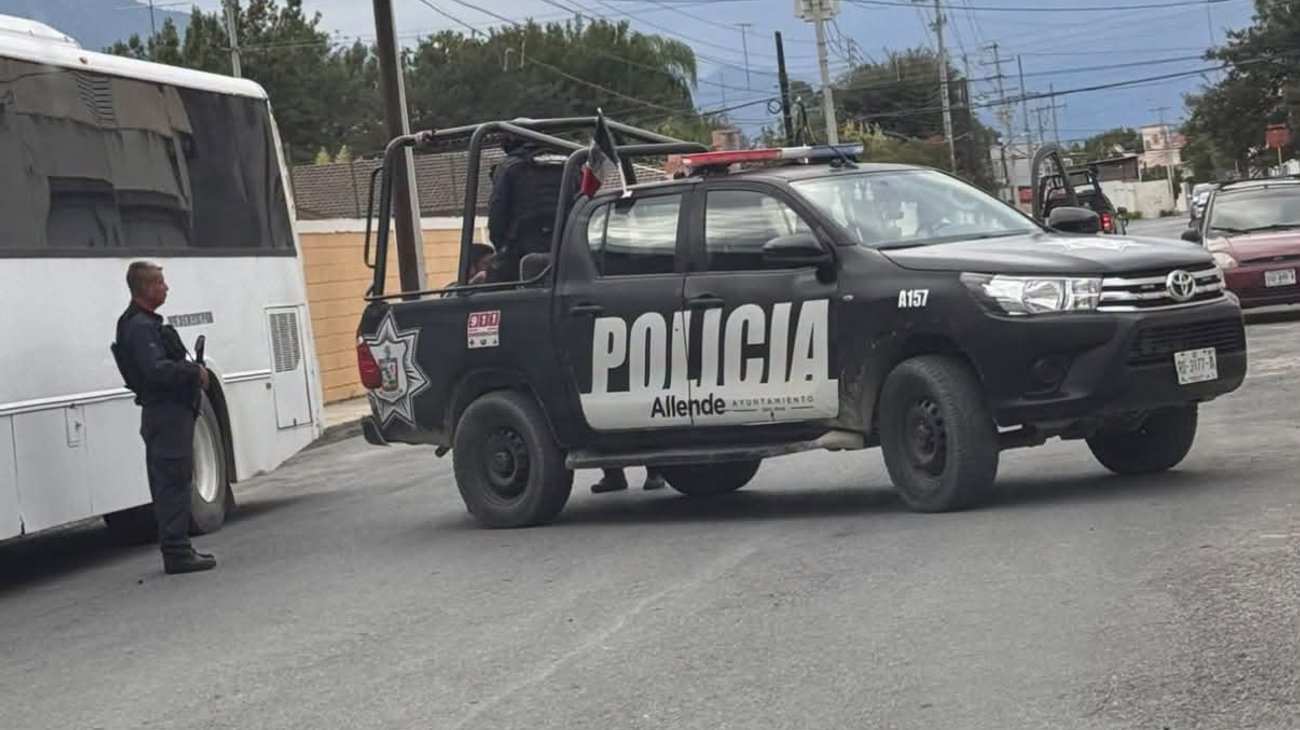 Despliegan operativo policiaco en colonia Valle Dorado
