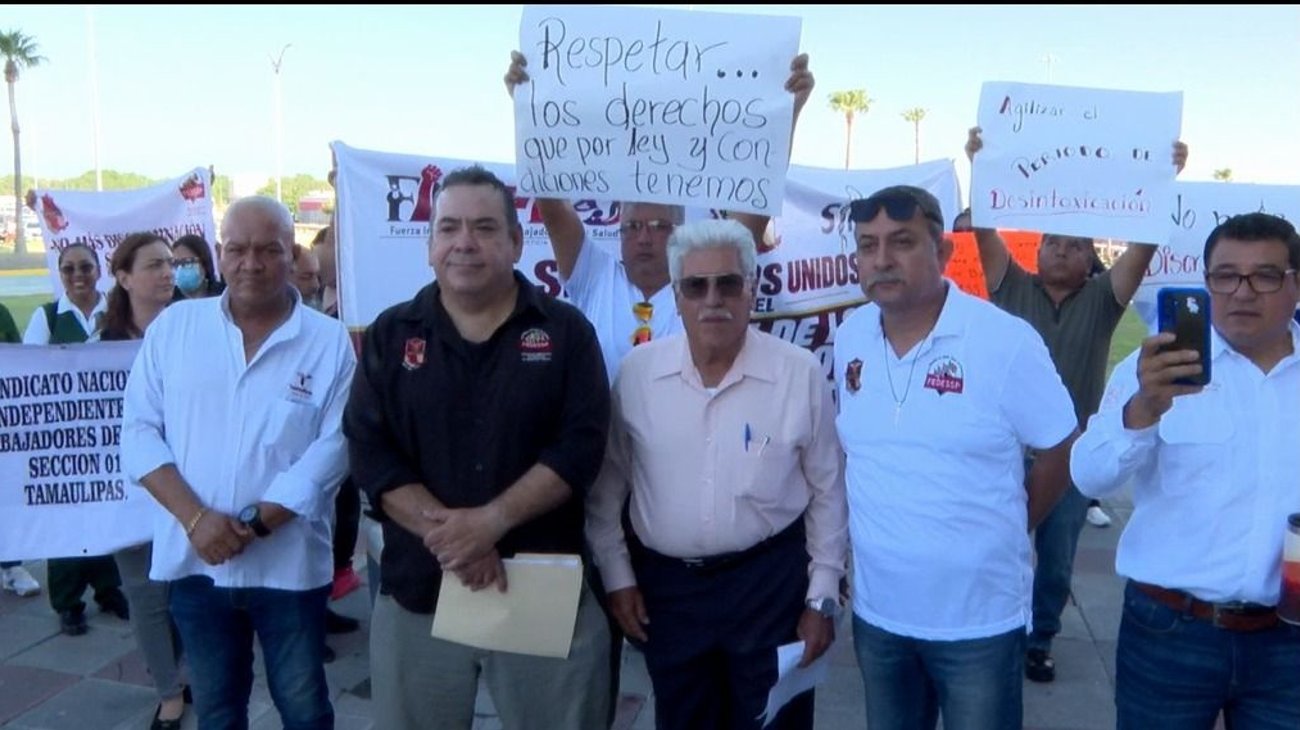 Personal de salud exige prestaciones pendientes en Victoria