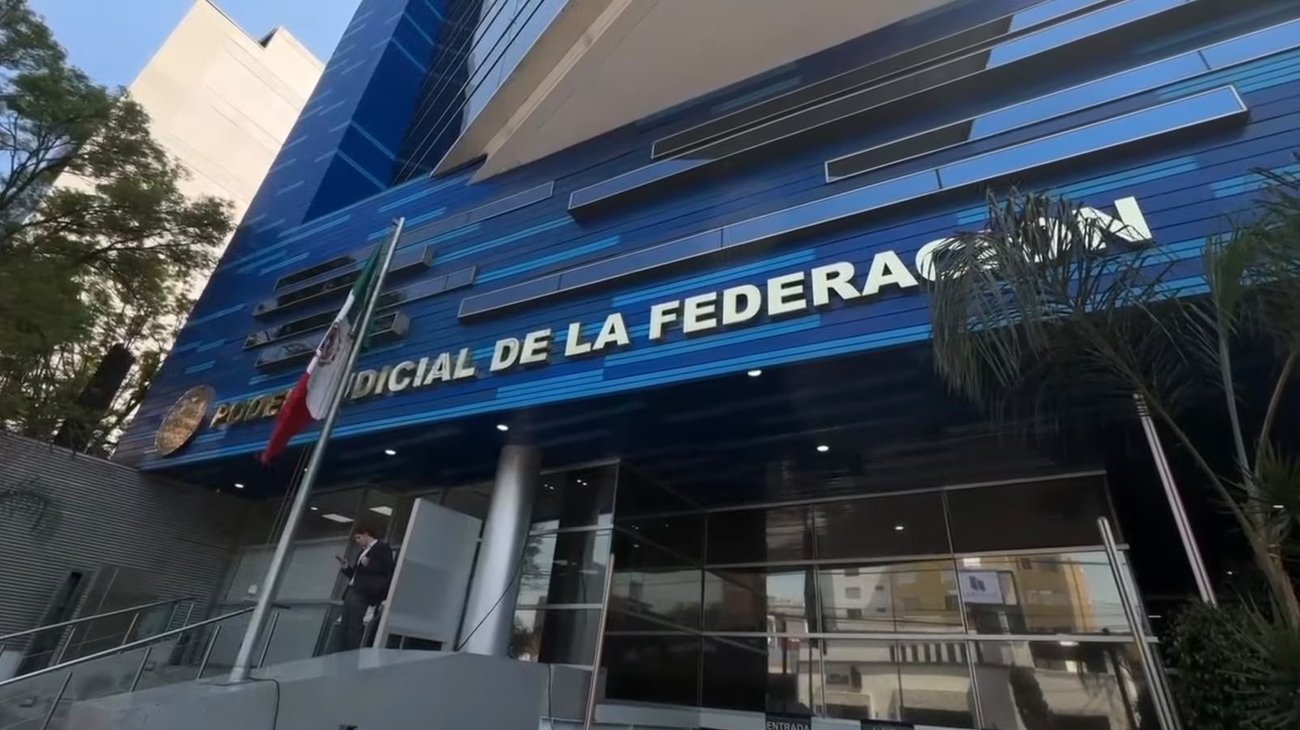 FGR abre investigación contra José Arturo Domínguez