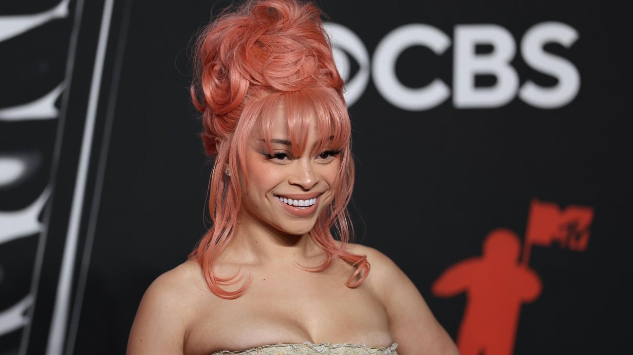 Cardi B está embarazada de su primer hijo con Stefon Diggs