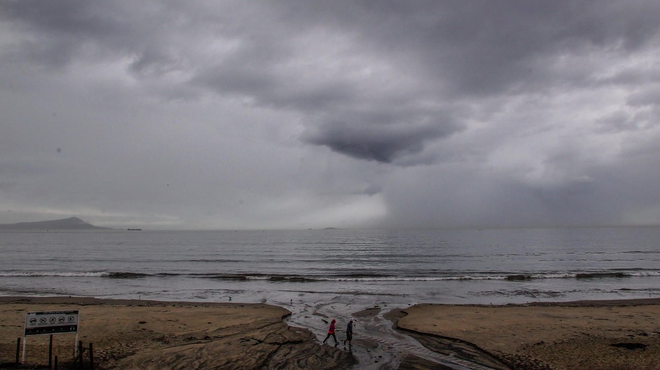 México prevé que Raymond toque tierra como depresión tropical
