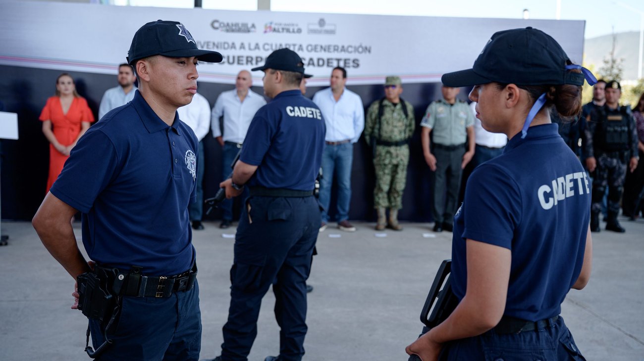 Academia de Saltillo recibe a 56 nuevos aspirantes