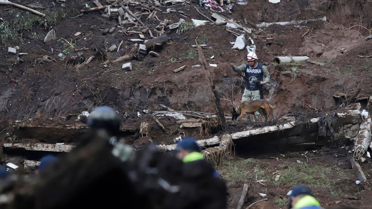 México alerta por fuertes lluvias en cinco estados