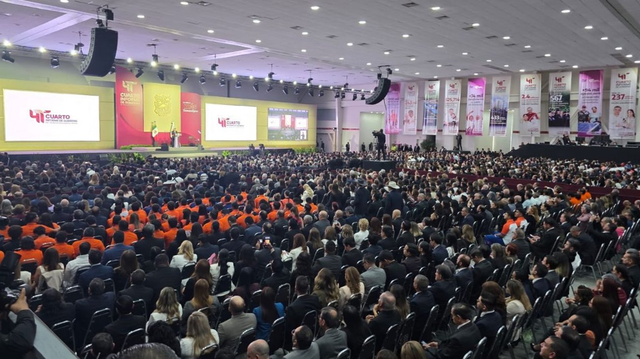 Repleto Polyforum por cuarto informe de Américo Villarreal