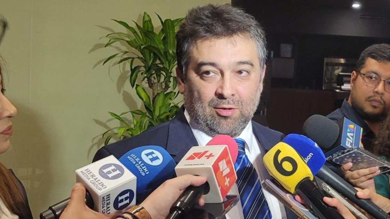 Abogados abandonan defensa de Astrid 'N' ante caso de 'Tía Paty'