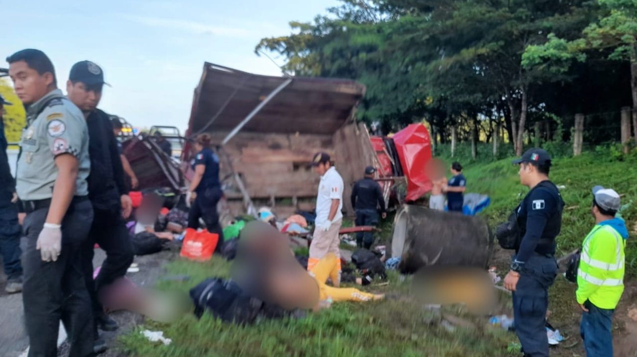 Accidente carretero deja 10 migrantes muertos en Chiapas