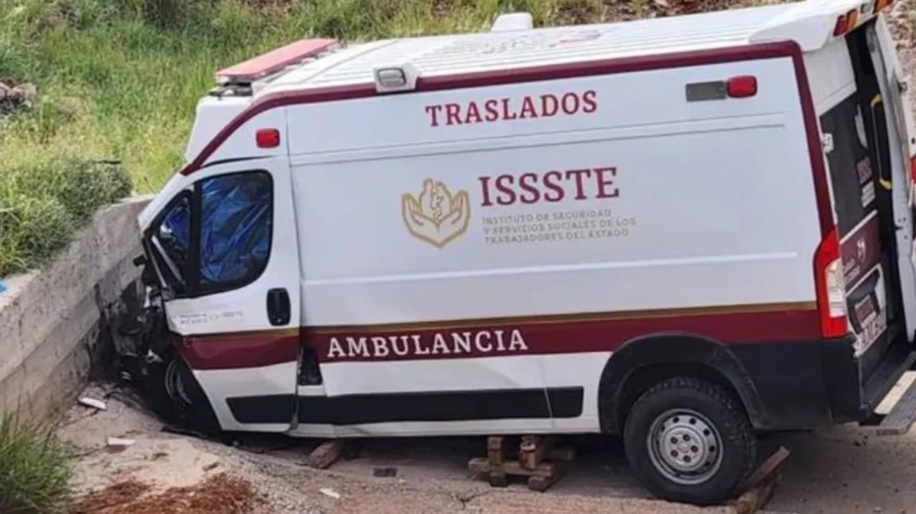 Accidente de ambulancia en Chihuahua deja seis muertos