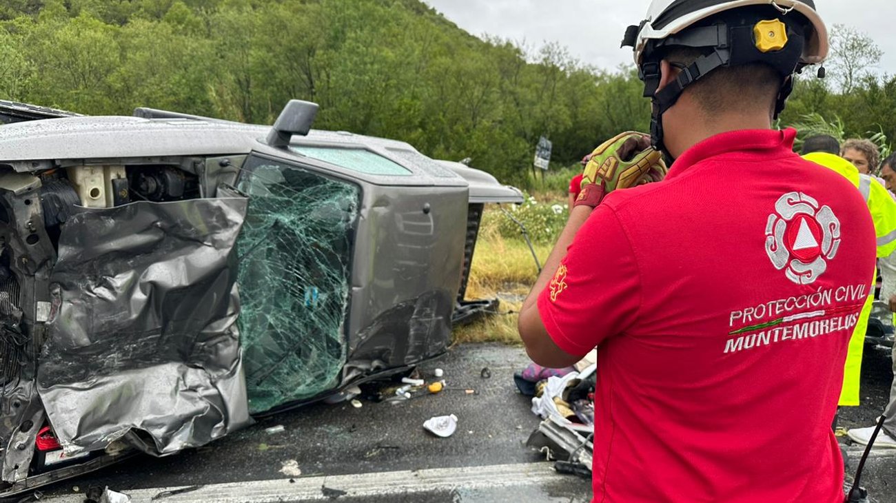 Aparatoso accidente carretero en Montemorelos sin lesionados