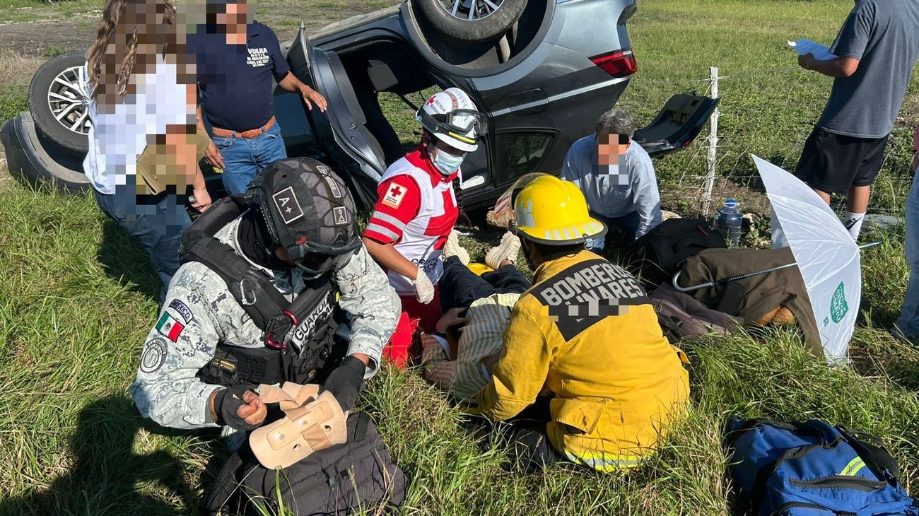 Titular de la Secretaría de Bienestar sufre accidente en Linares