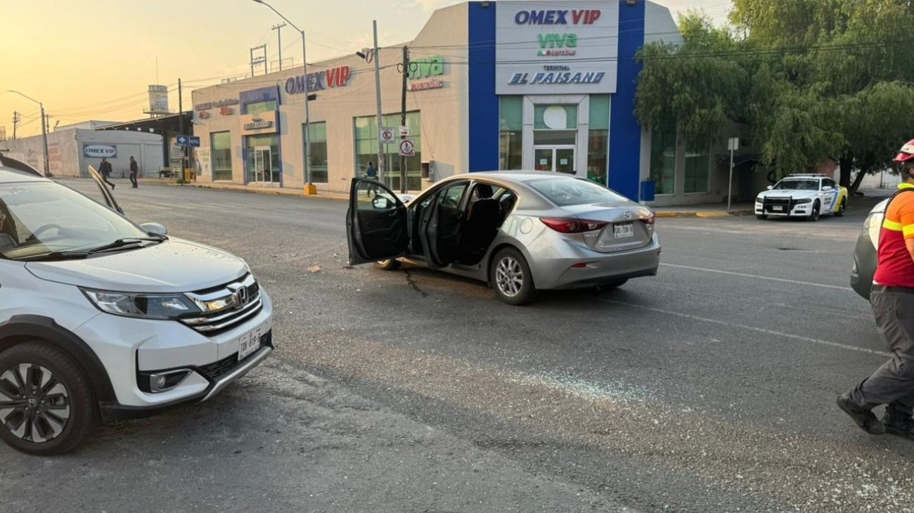 Accidente sobre avenida Colón deja mujer lesionada