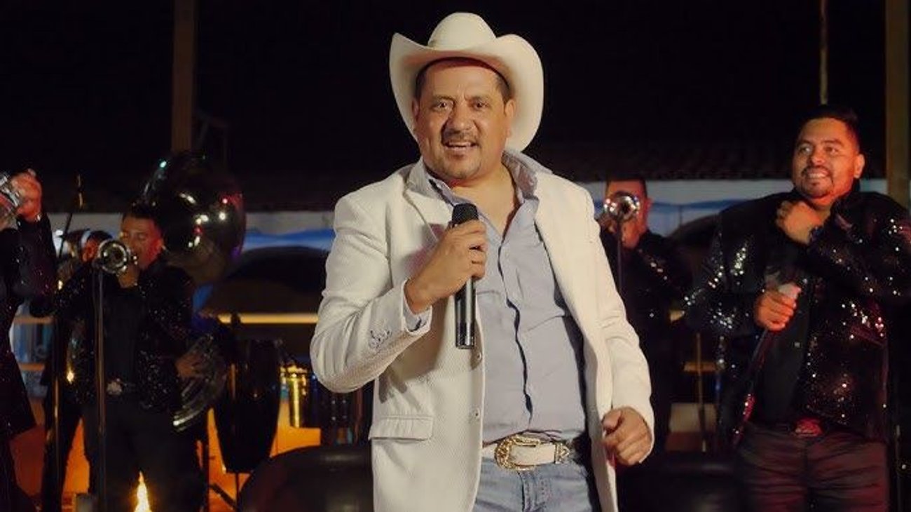 Balean a Adán Lozano, exvocalista de Banda San Miguel, está grave