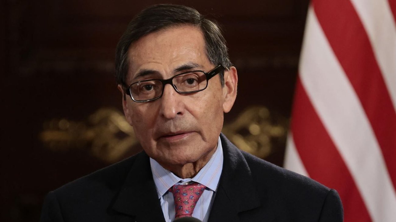 Sheinbaum confirma a Rogelio Ramírez de la O en su gabinete