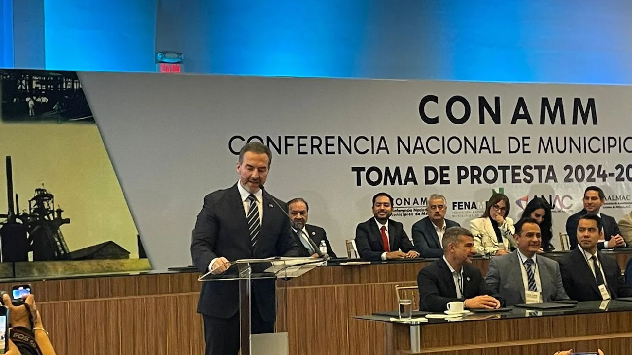 Solicita Adrián de la Garza a Federación mayores recursos