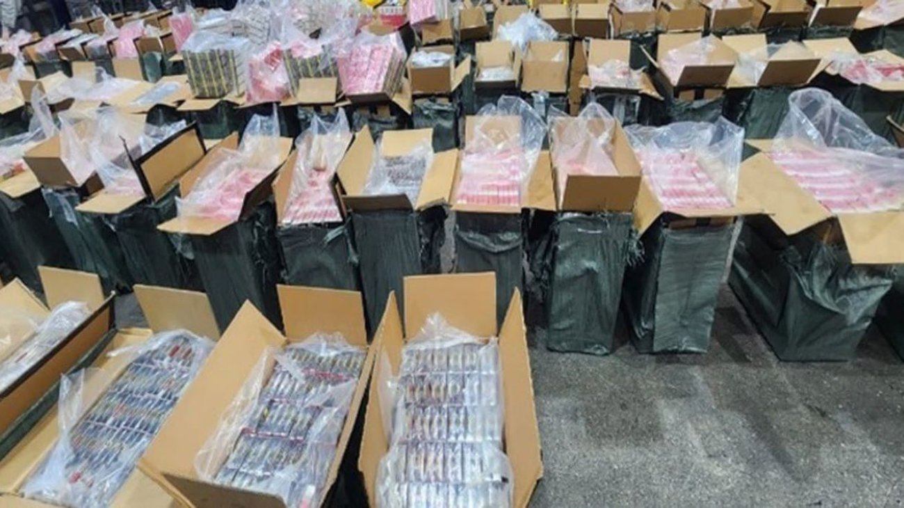 Aduanas suma más de 156 toneladas de mercancía ilícita en AICM