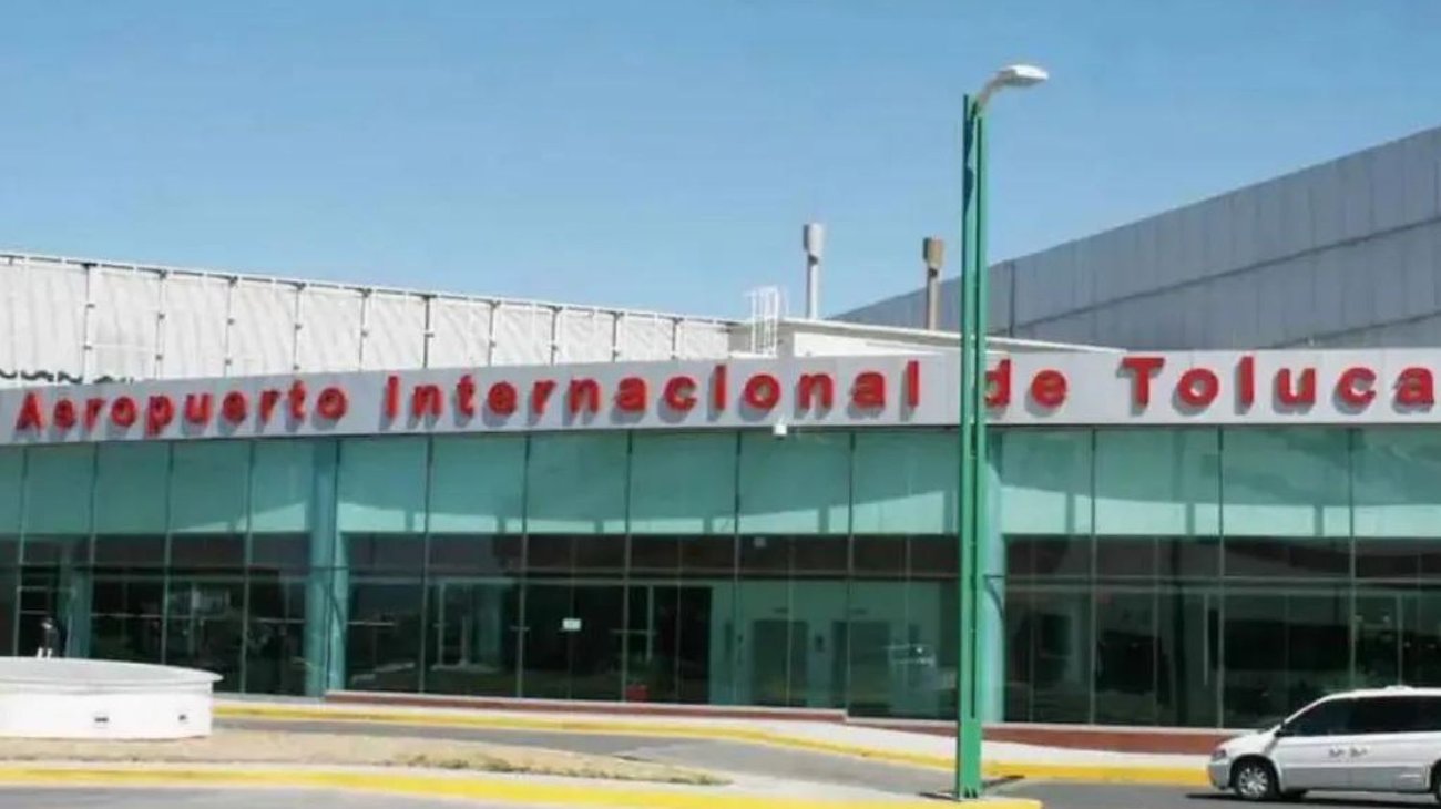 López Obrador busca adquirir el aeropuerto de Toluca