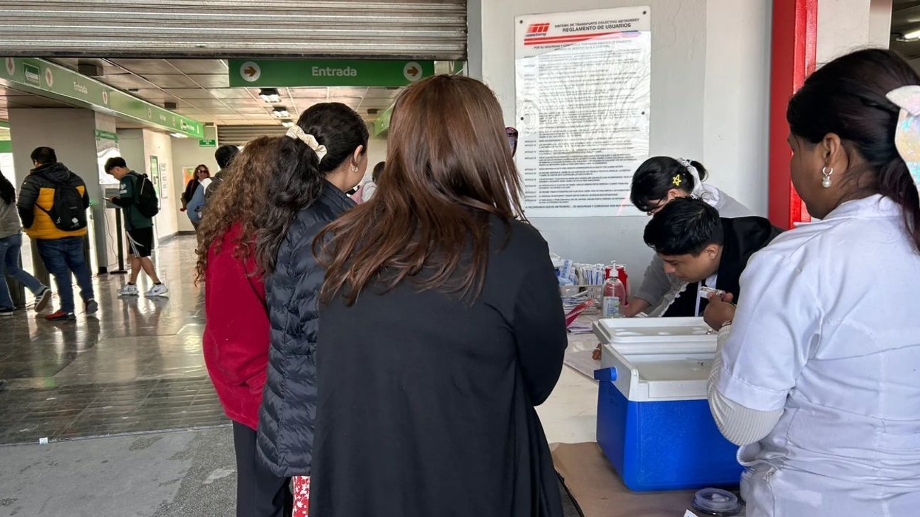 afluencia_vacunacion_monterrey_3a30566be3