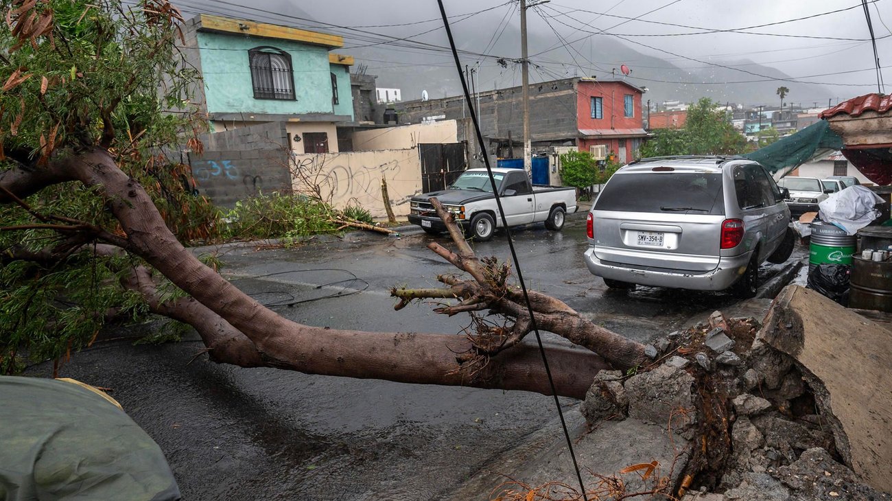'Alberto' se degrada a depresión tropical tras tocar tierra
