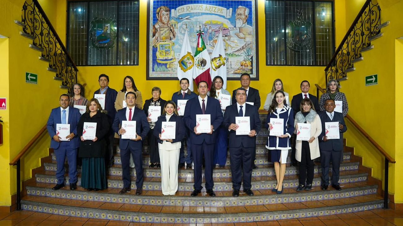 Entrega alcalde de Ramos Arizpe su segundo informe a cabildo