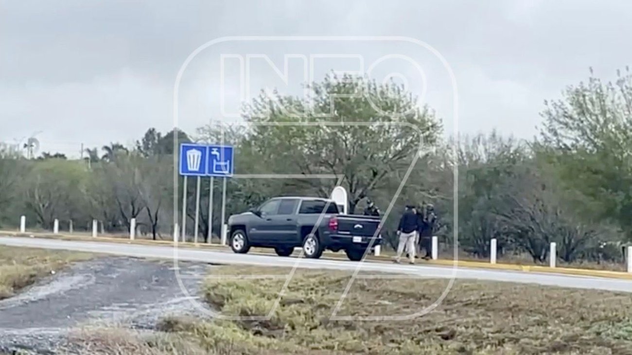 Reportan disparos sobre autopista a Reynosa; hallan camioneta