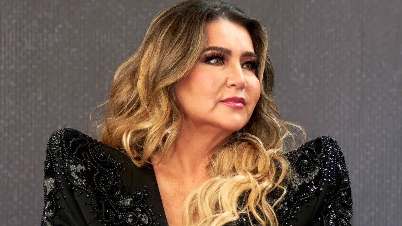 Renuncian abogados de la cantante Alicia Villarreal 
