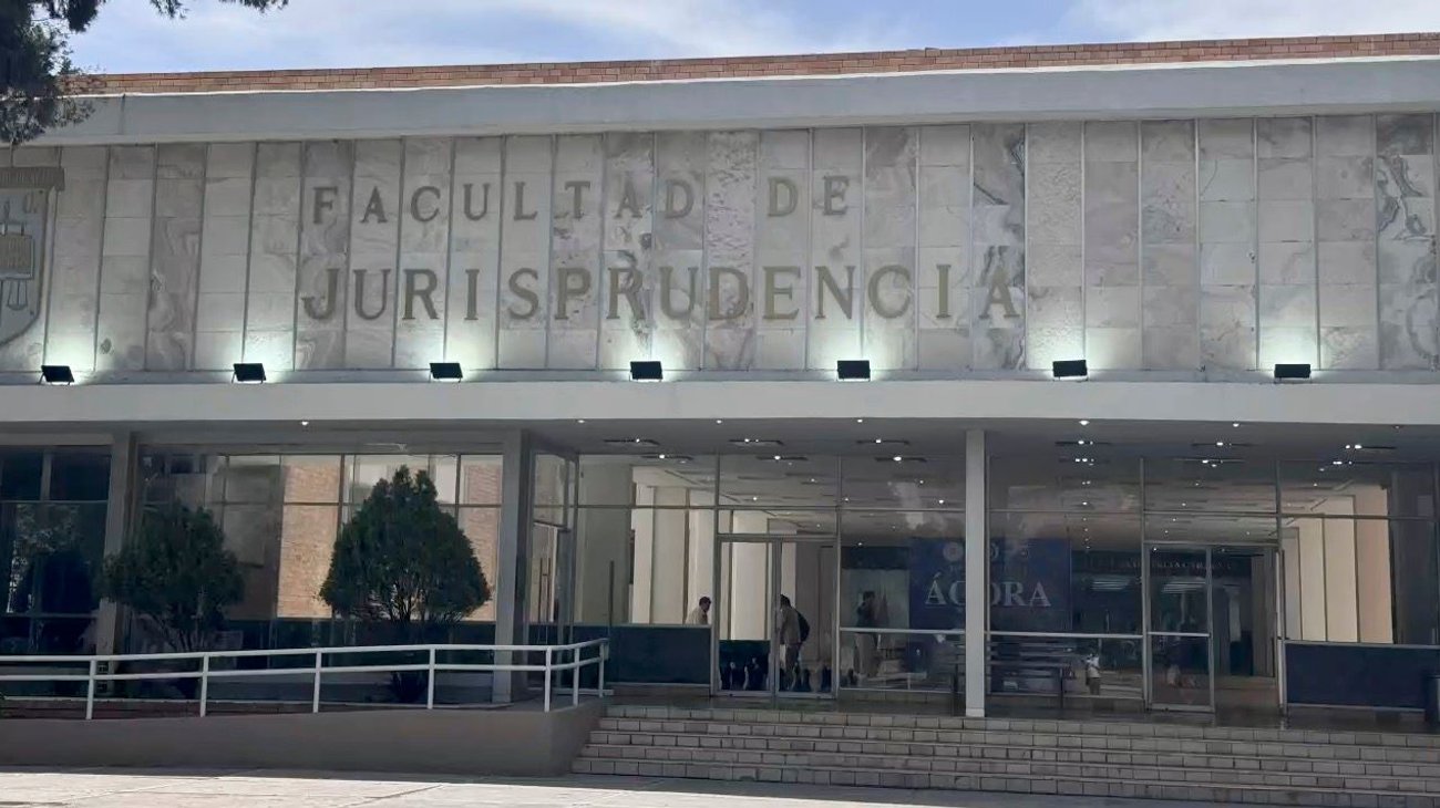 Impulsan estudiantes convocatoria exclusiva para mujeres docentes