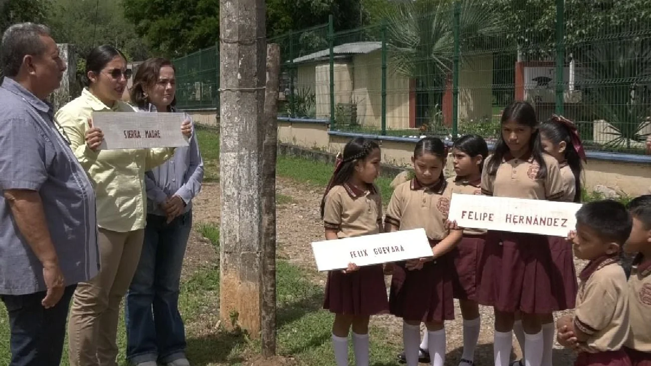 Realizan alumnos de primaria proyecto de odónimos en la comunidad