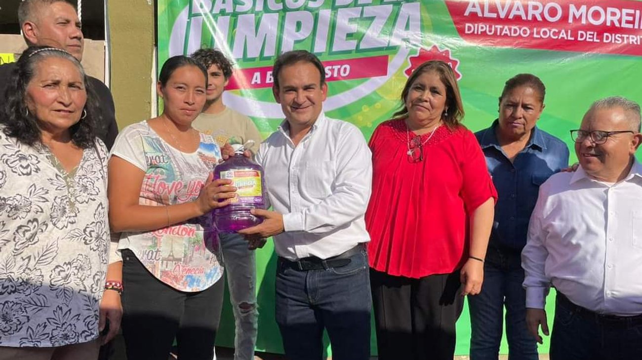 Lleva Álvaro productos de limpieza a bajo costo