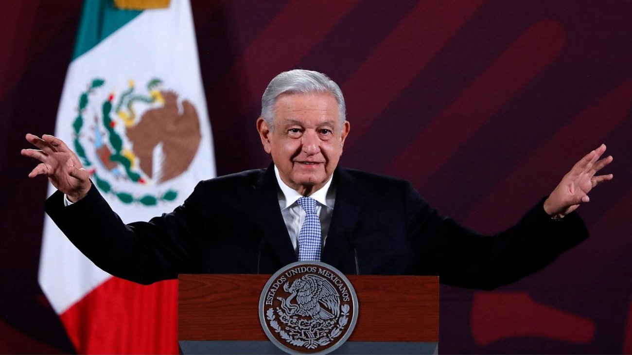 AMLO confirma entrega completa de datos sobre 'guerra sucia'