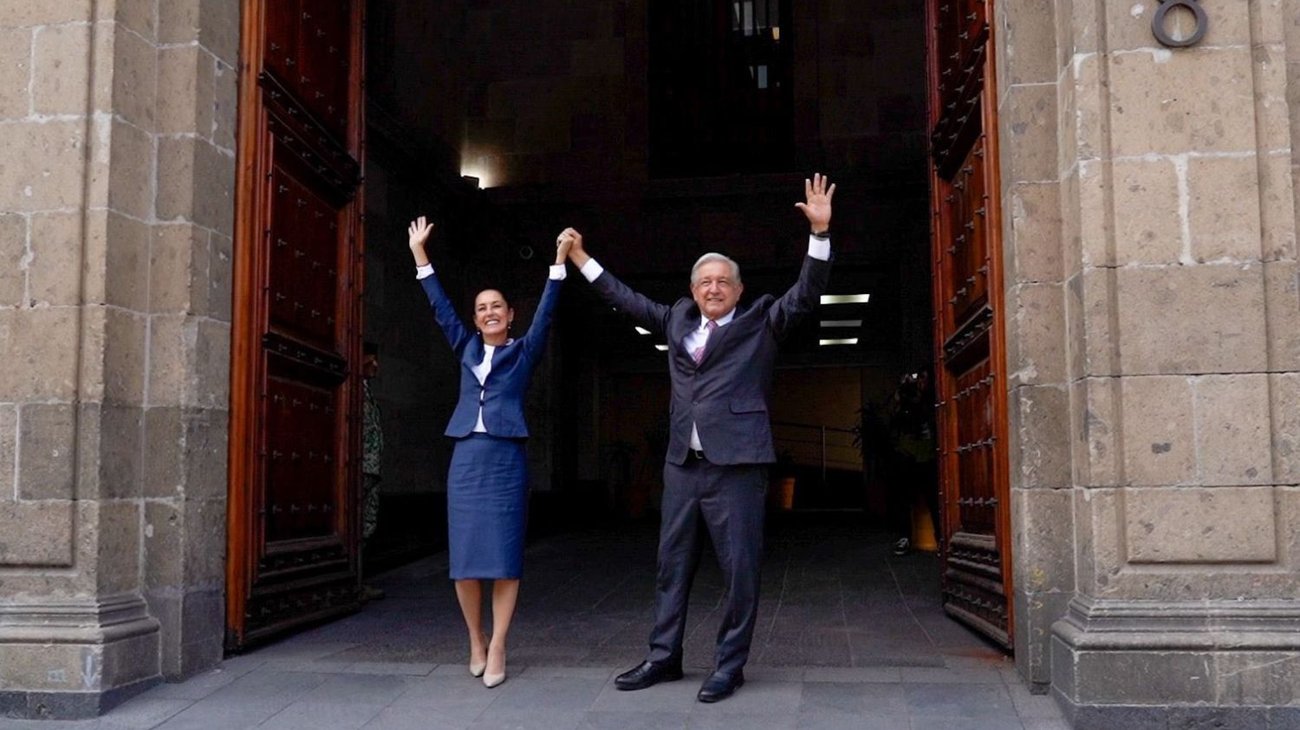 López Obrador recibe a Claudia Sheinbaum en Palacio Nacional