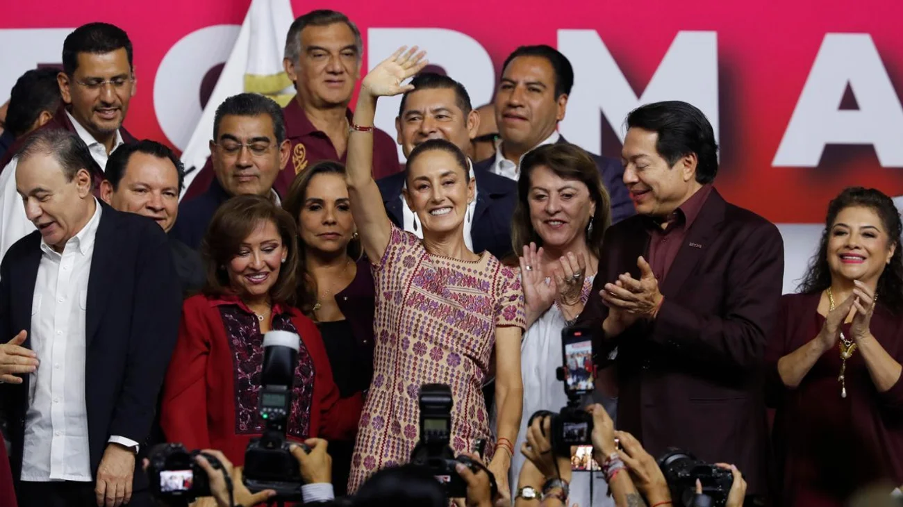 AMLO se despide de la política; pide apoyo a Sheinbaum