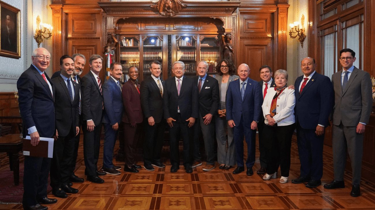 AMLO se reunió con congresistas de EUA en Palacio Nacional