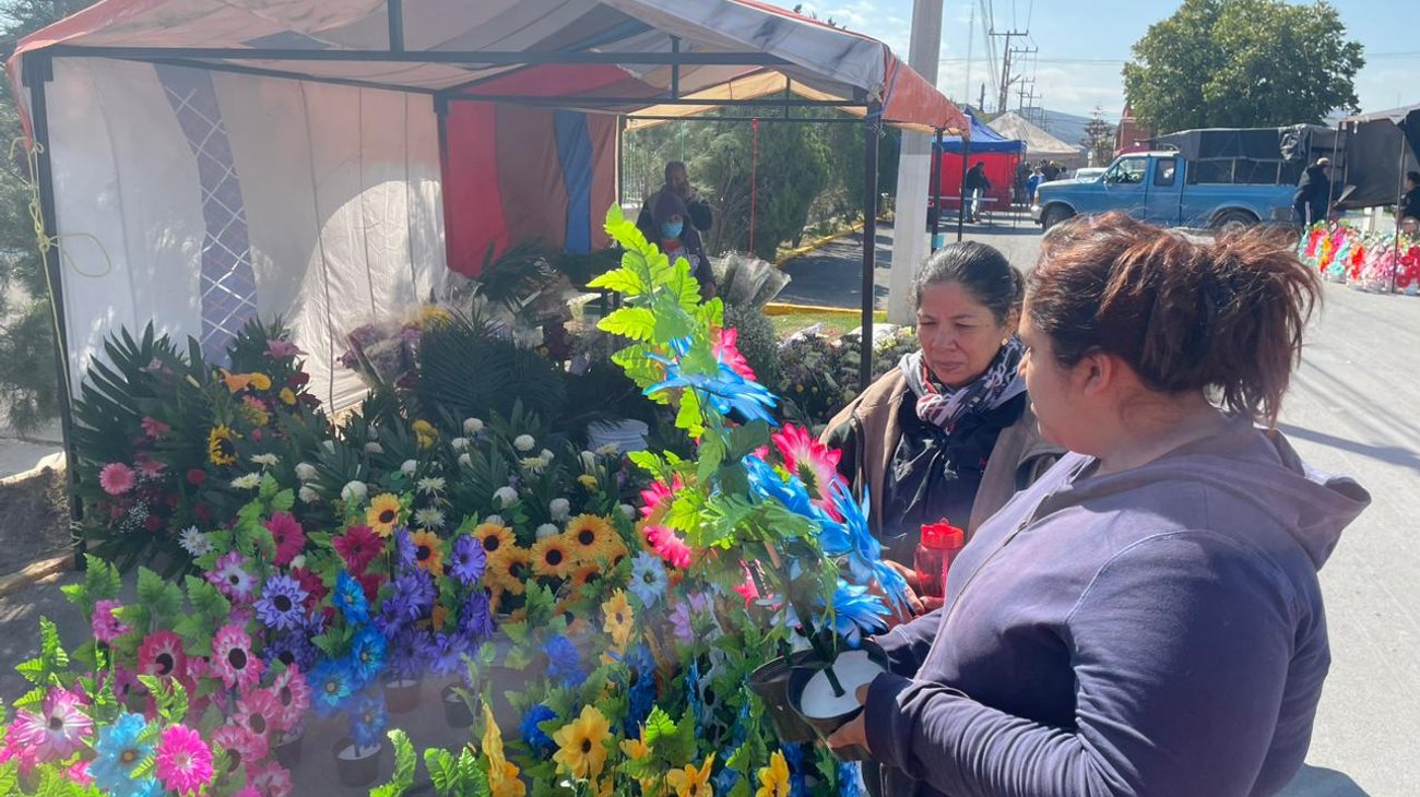 Amplían horario para visita de panteones en Ramos Arizpe