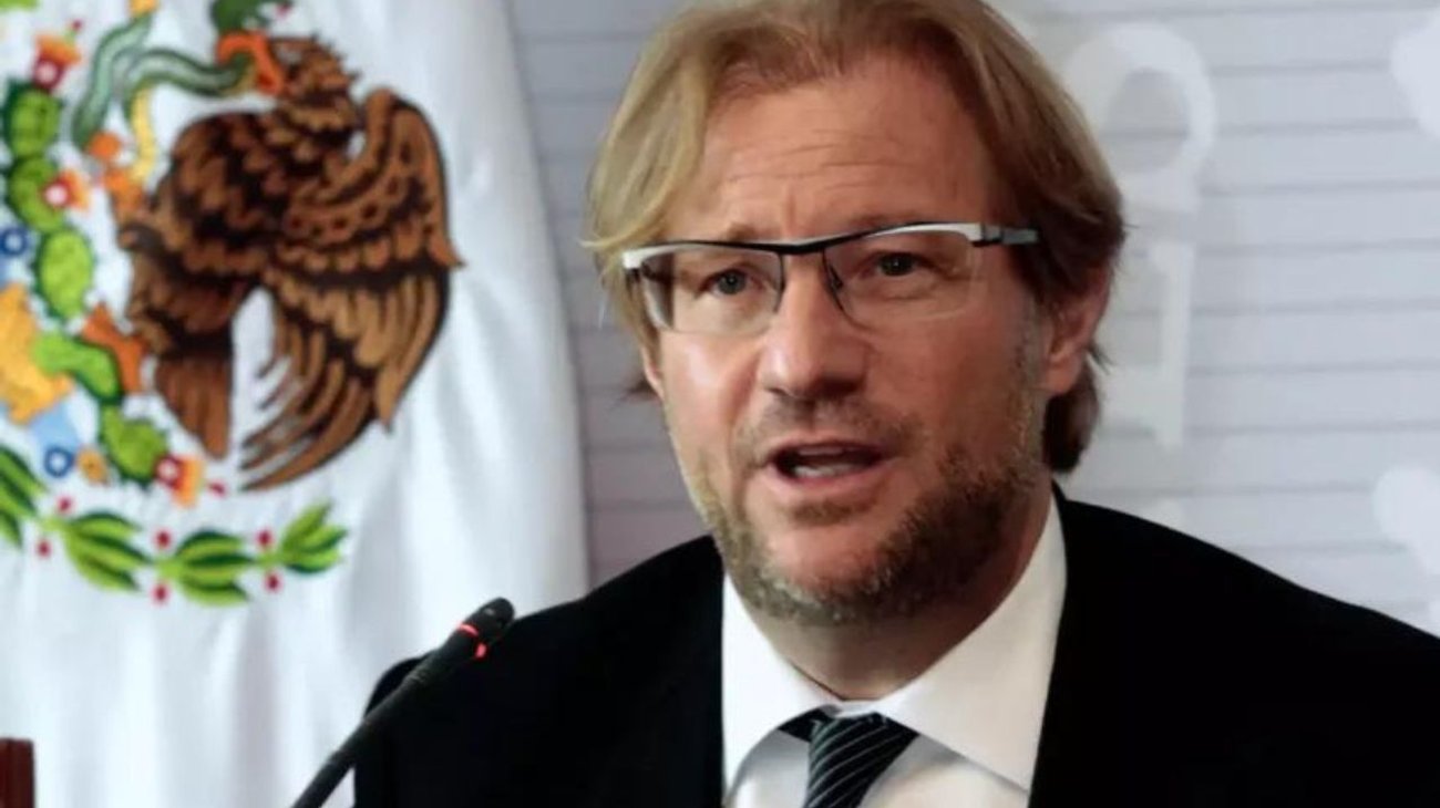 Exembajador Andrés Roemer puede ser extraditado a México