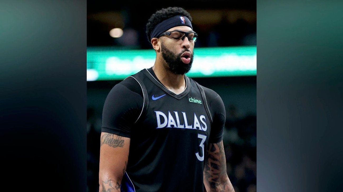 Anthony Davis queda fuera de actividad por una lesión en la ingle