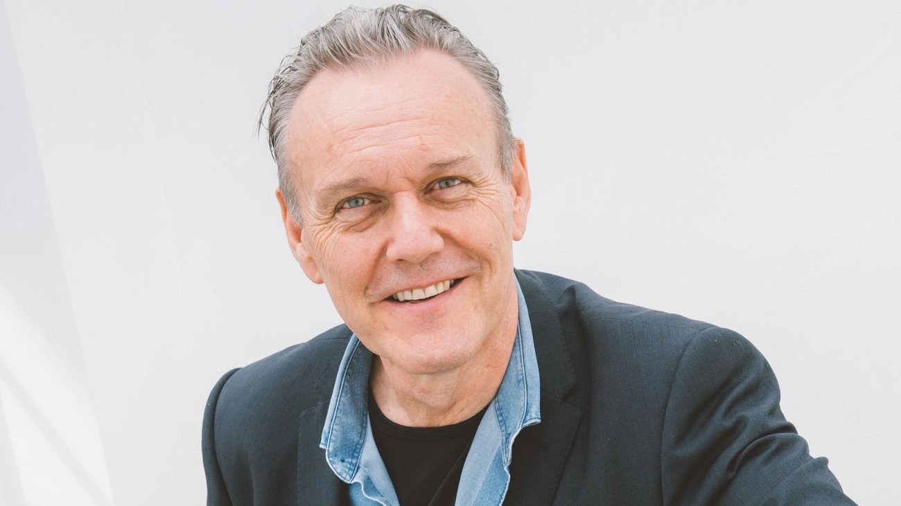 Muere a los 72 años Anthony Head, popular actor británico
