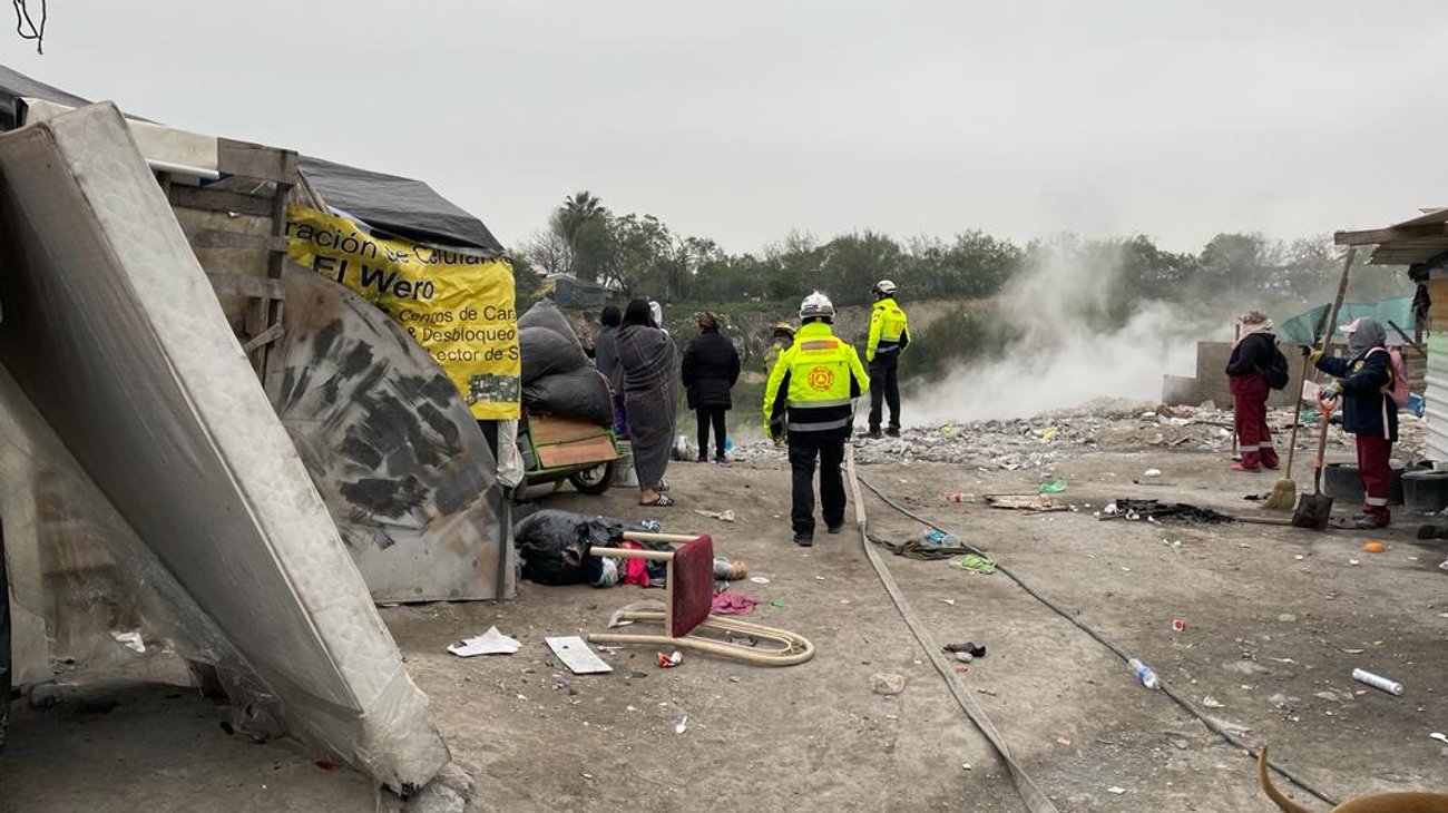 Controlan conato de incendio a orillas del río Pesquería