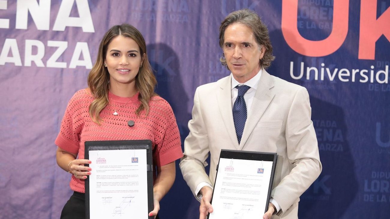 Establece Lorena de la Garza convenio para becas de prepa