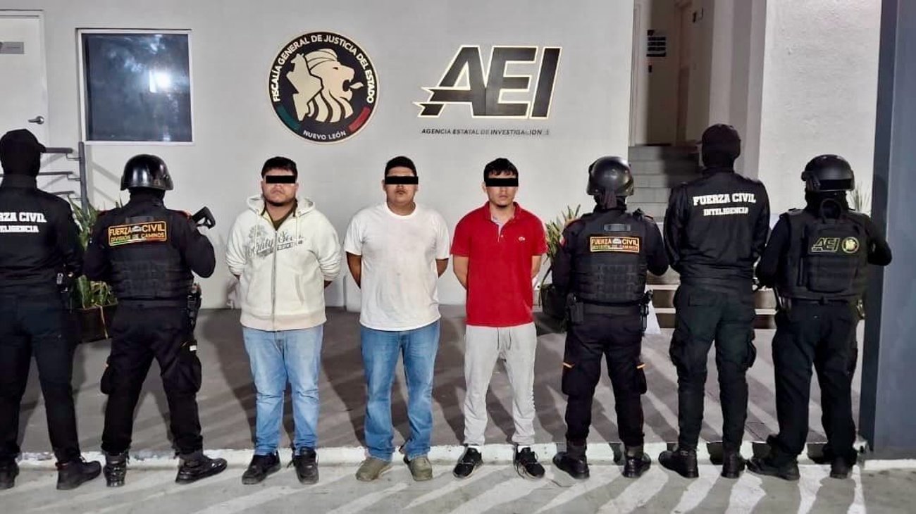 Capturan a tres personas con drogas tras accidente vial