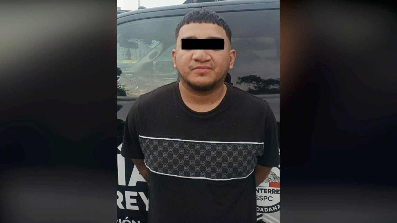 Capturan a hombre buscado por robo a negocios en Monterrey