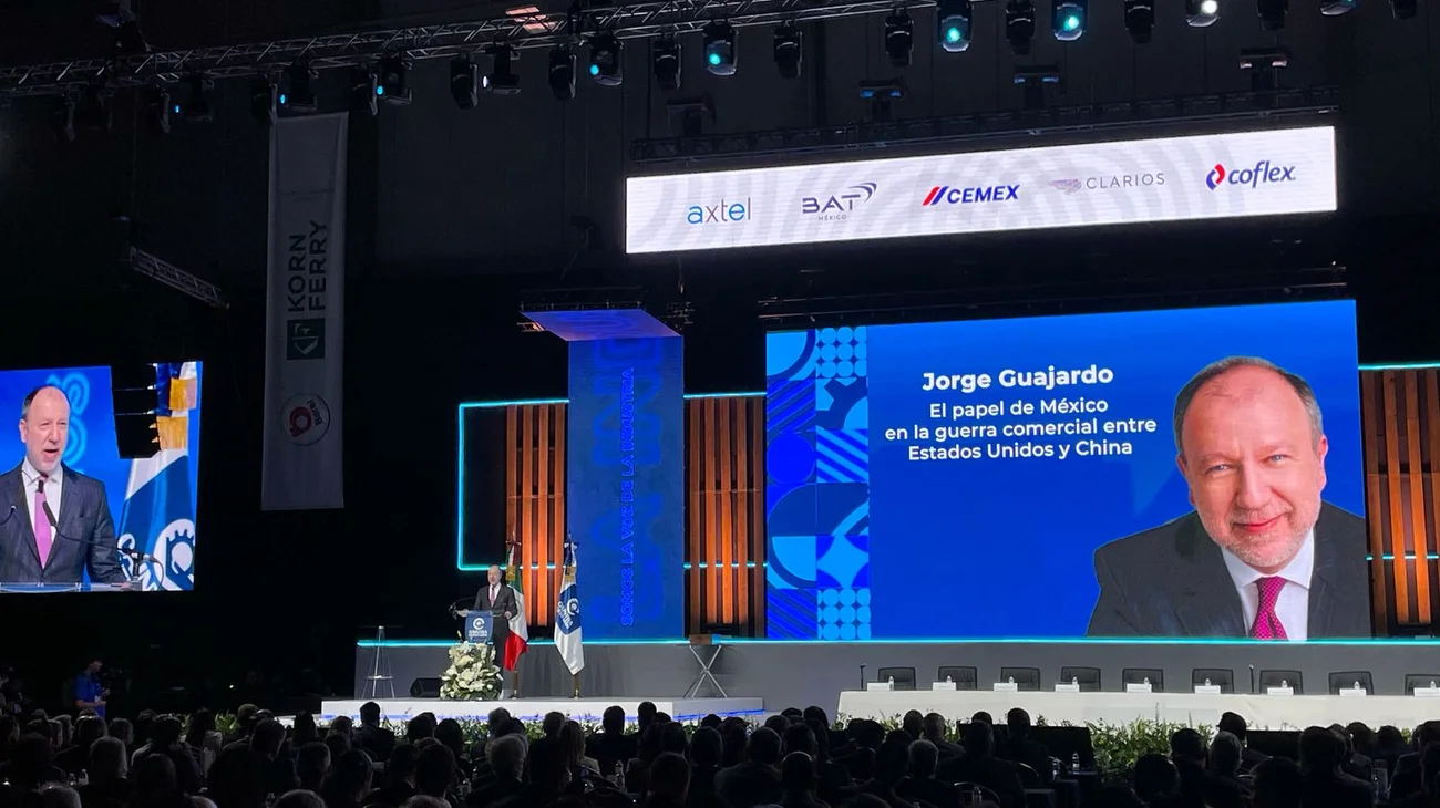 Arranca asamblea de Caintra NL con la presencia de Sheinbaum